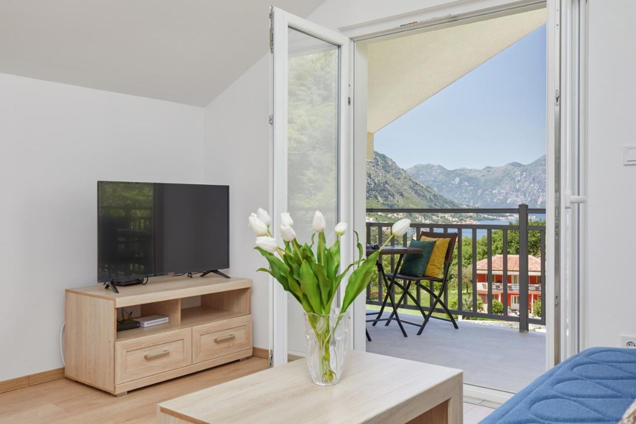 Peaceful Sunhill Apartments Kotor Dış mekan fotoğraf